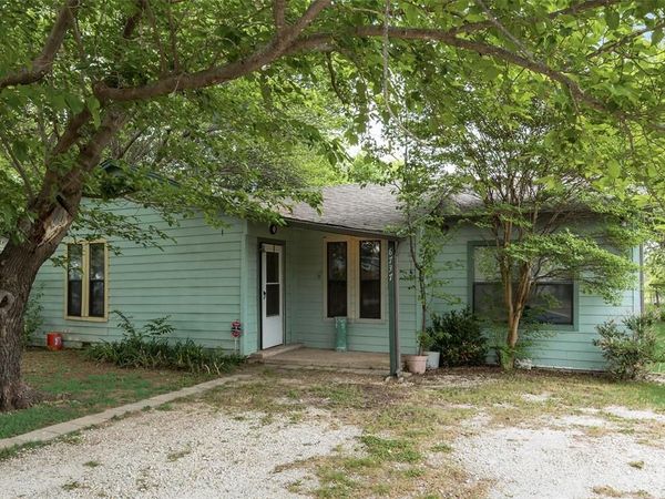 6737 Lakeside Drive, Lake Worth, TX 76135