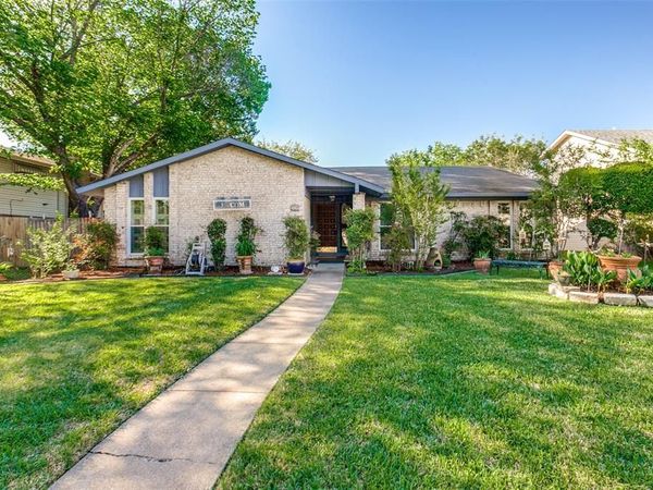 44 Merrie Circle, Richardson, TX 75081