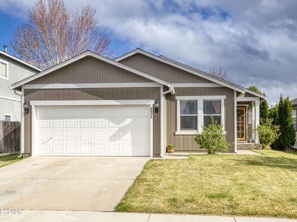 9514 Autumn Leaf Way, Reno, NV 89506