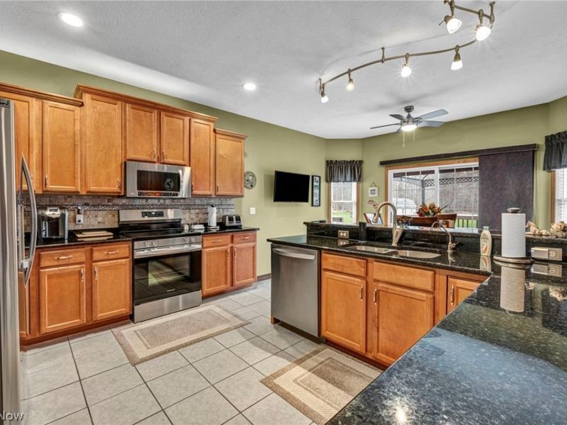 1175 Aurora Hill Drive, Aurora, OH 44202 Photo 11