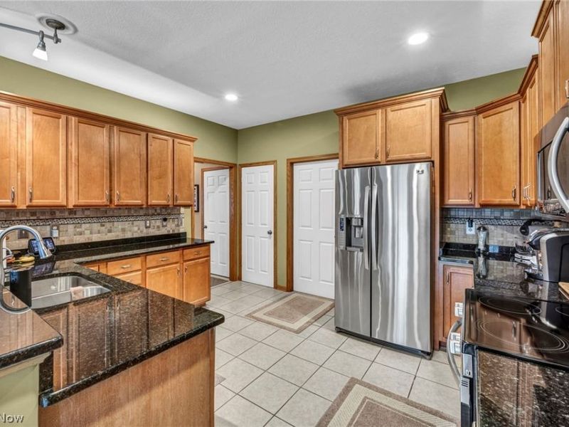 1175 Aurora Hill Drive, Aurora, OH 44202 Photo 9