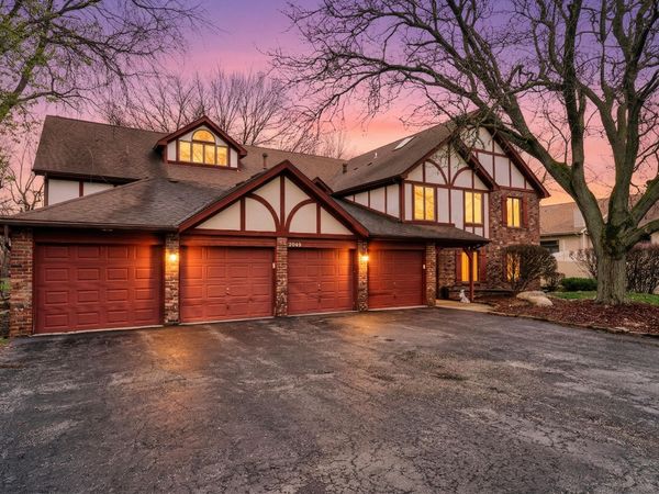 2039 Dorchester, Unit 3, Schererville, IN 46375