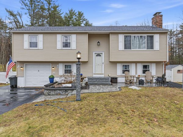 6 Clyde Road, York, ME 03909