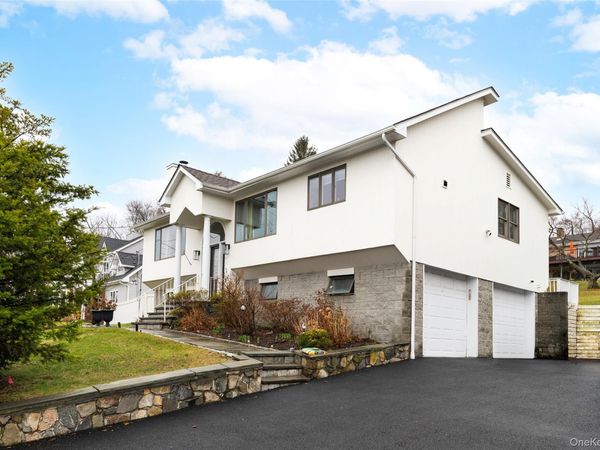 850 S Lake Boulevard , Mahopac, NY 10541