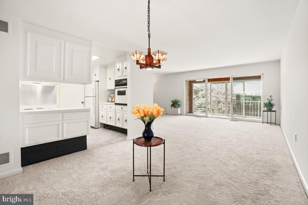 3350 Gleneagles Drive, Unit 70-2B, Silver Spring, MD 20906 Main Photo