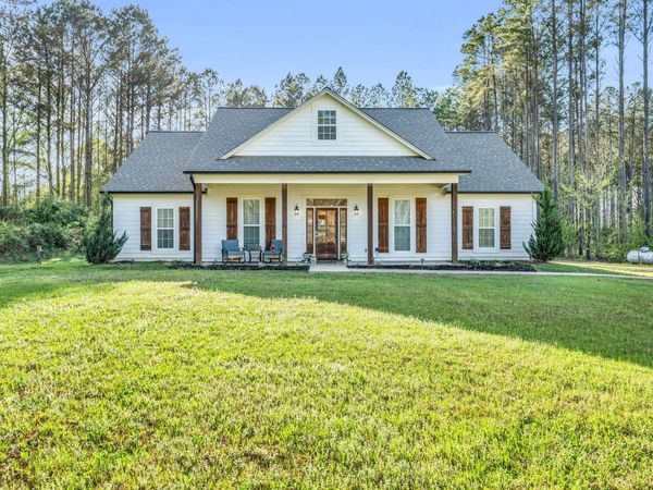 210 Grace, Sturgis, MS 39769