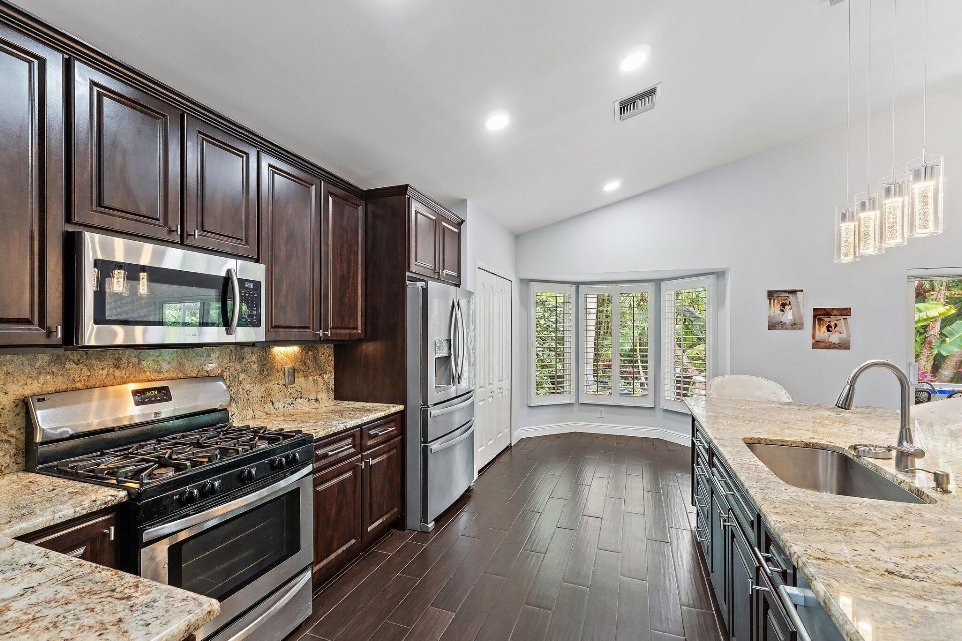 463 Woodview Circle, Palm Beach Gardens, FL 33418 Photo