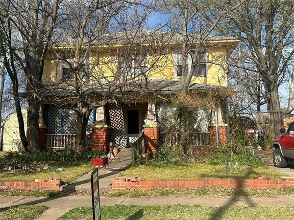 415 S A Street, Blackwell, OK 74631