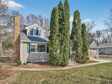 8893 Griggs Avenue, Circle Pines, MN 55014