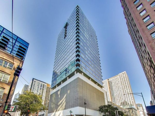 550 N Saint Clair Street, Unit 1306, Chicago, IL 60611