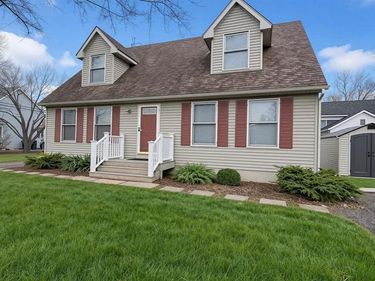 318 William Street , Pinckney Vlg, MI 48169