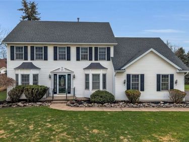 4190 Thornwood Lane, Buffalo, NY 14221