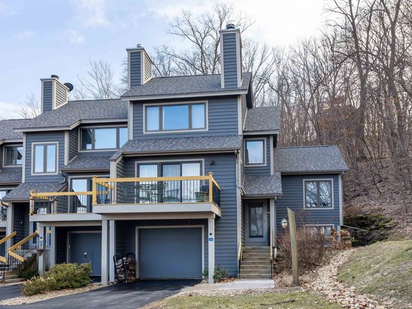 324 Territory Drive, GALENA, IL 61036