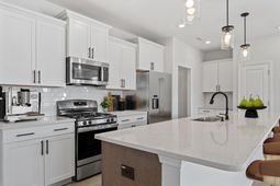 110 Dahlberg Street photo 4