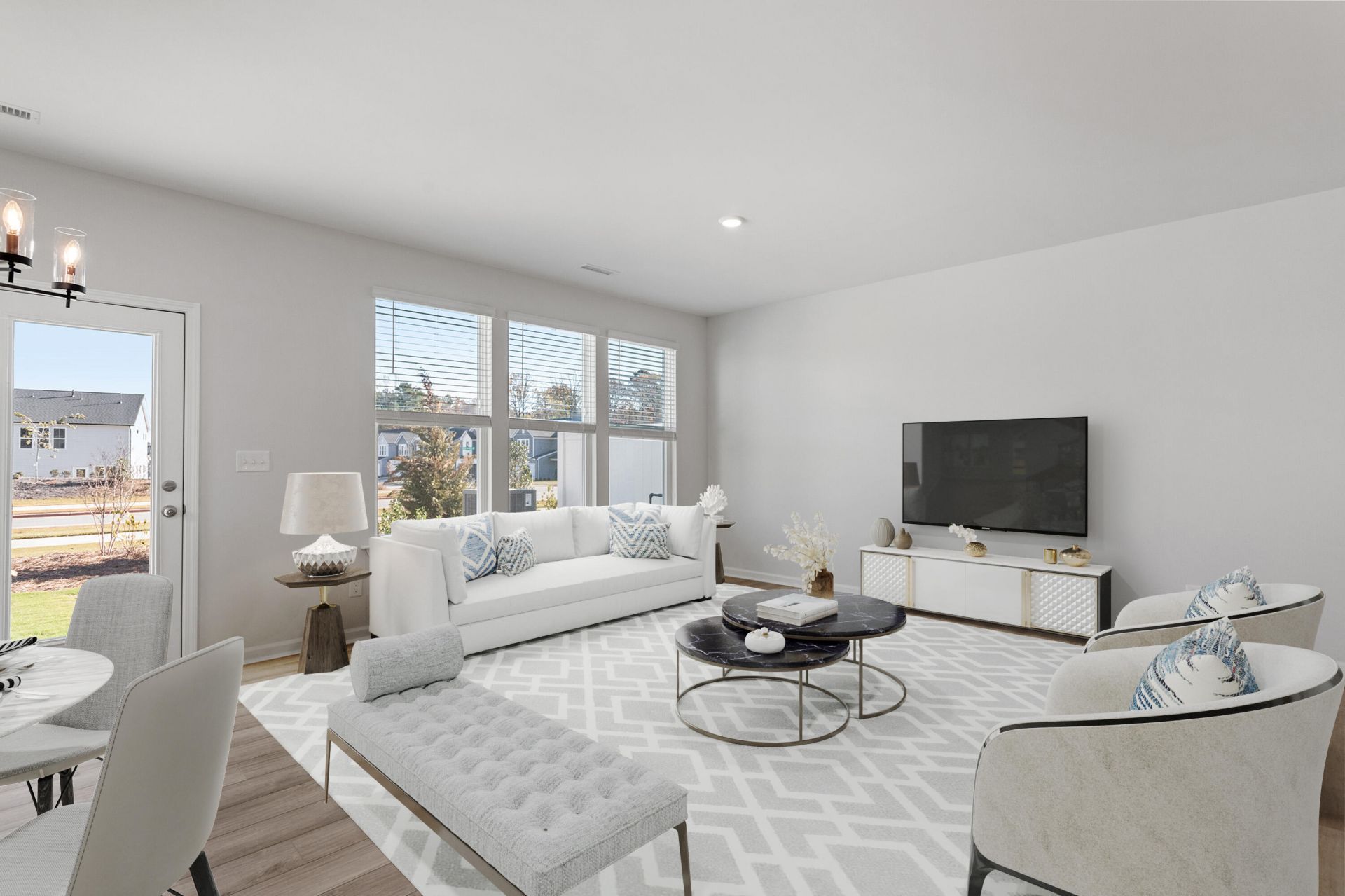 110 Dahlberg Street Photo 6