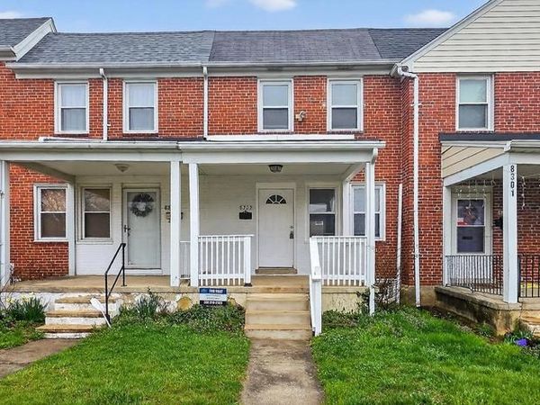 8303 RIDGELY OAK, PARKVILLE, MD 21234