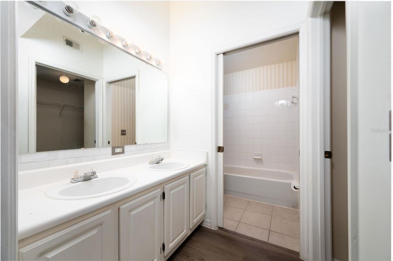 10000 SW 52nd Avenue, Unit 188, Gainesville, FL 32608 Photo