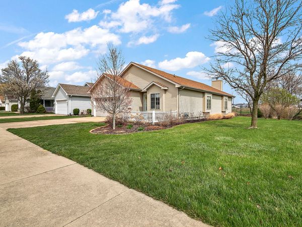 1606 Amhurst Way , Bourbonnais, IL 60914