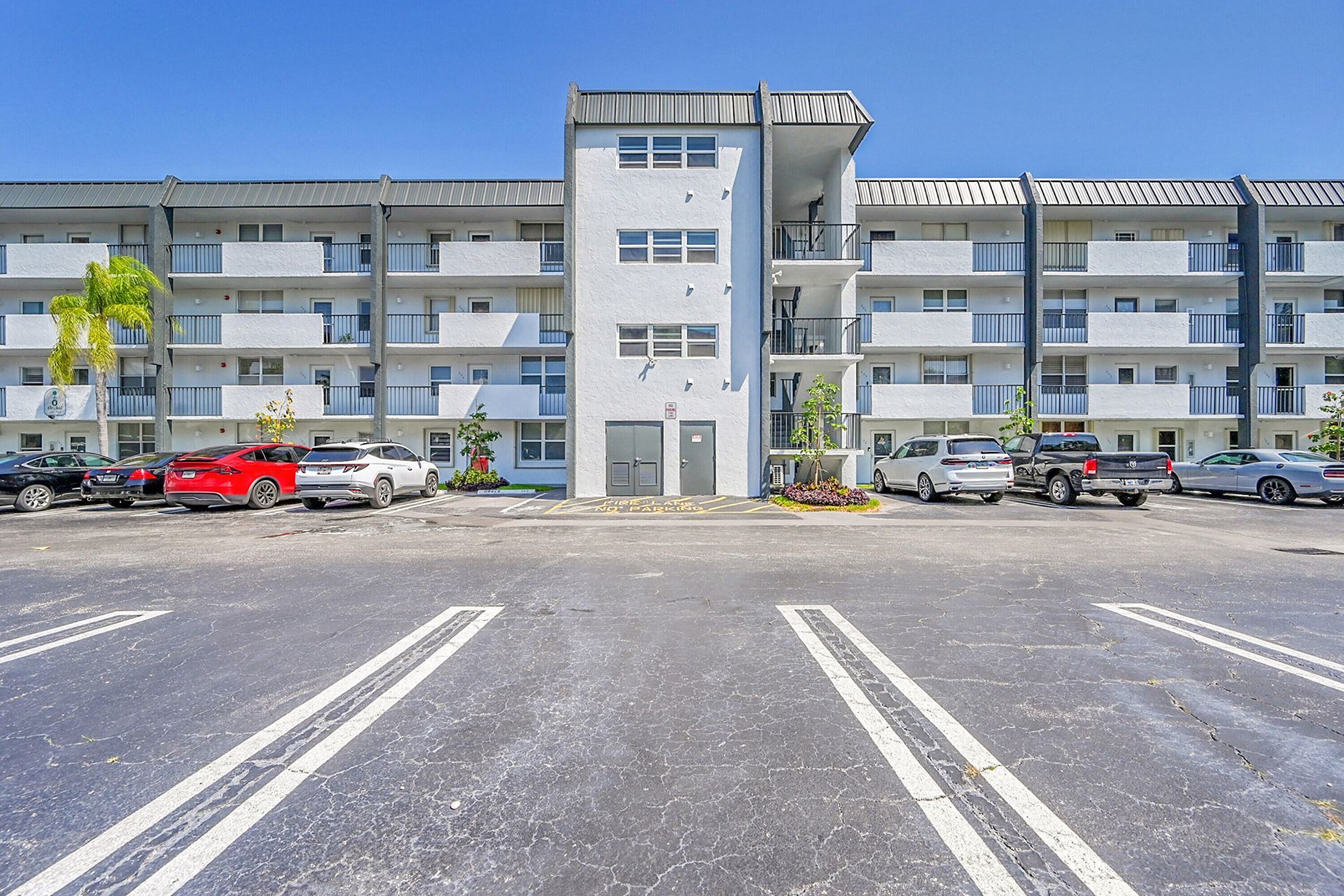 777 S Federal Highway, Unit O203, Pompano Beach, FL 33062 Photo