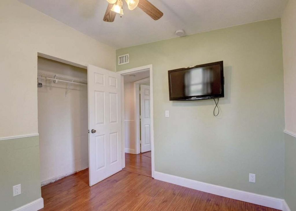 612 Hibiscus Drive, Royal Palm Beach, FL 33411 Photo