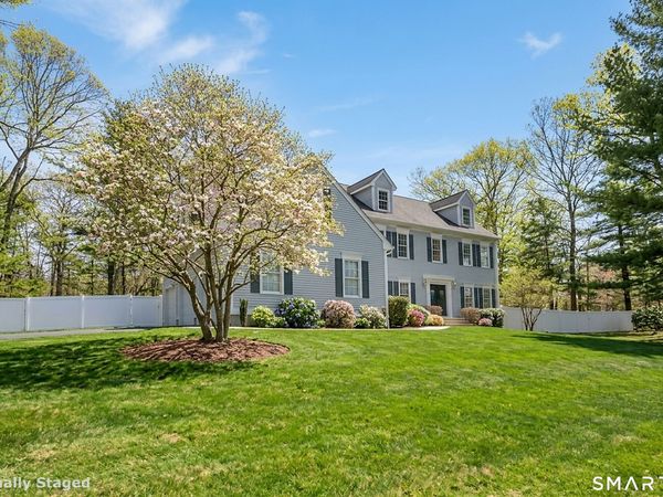 11 Kachina, Madison, CT 06443