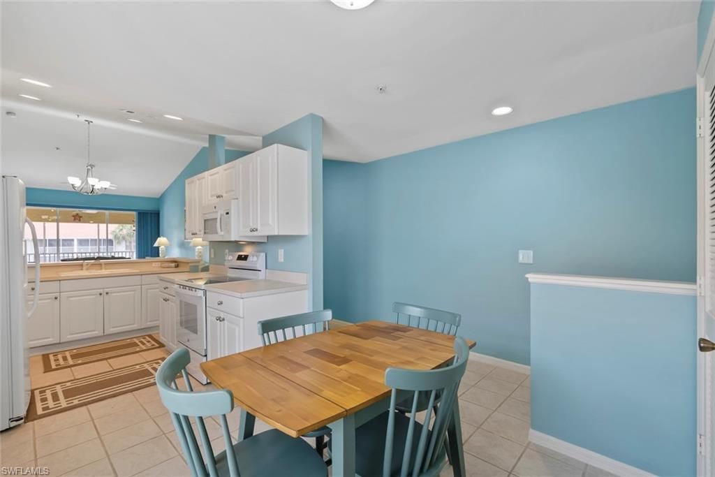 4970 Deerfield Way, Unit F202, Naples, FL 34110 Photo