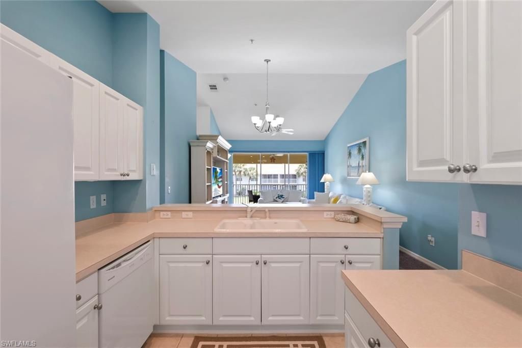 4970 Deerfield Way, Unit F202, Naples, FL 34110 Photo
