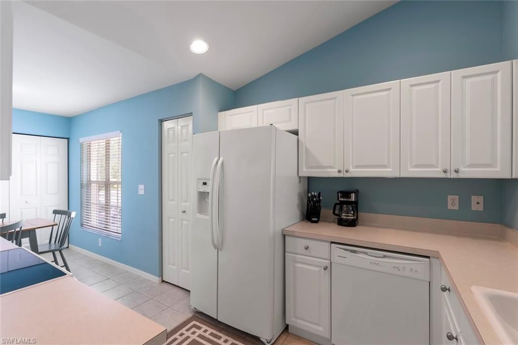 4970 Deerfield Way, Unit F202, Naples, FL 34110 Photo