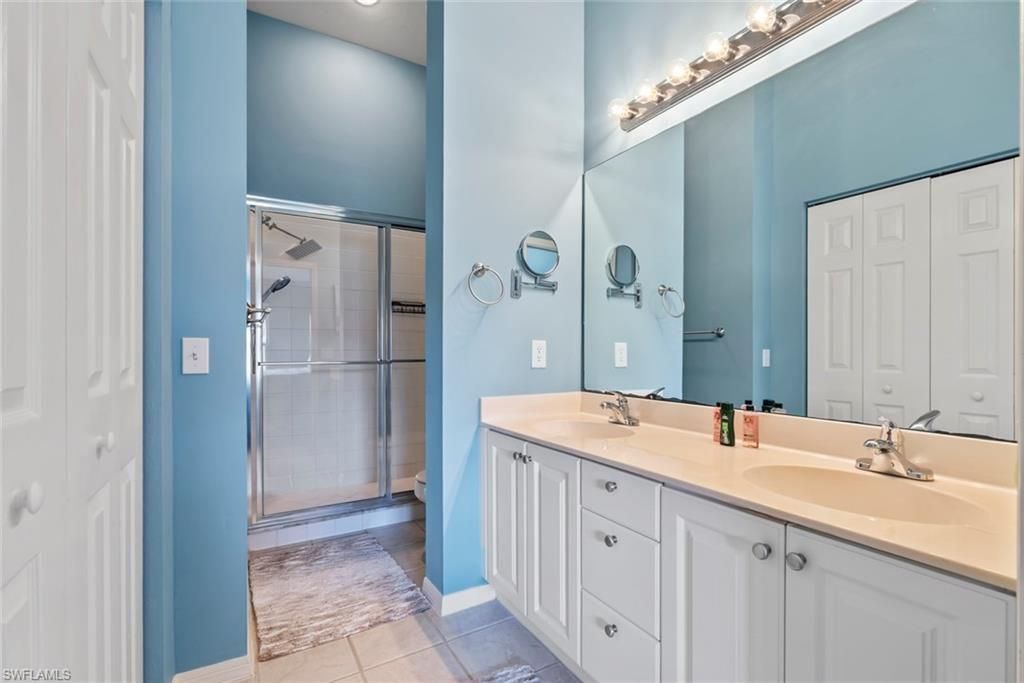 4970 Deerfield Way, Unit F202, Naples, FL 34110 Photo