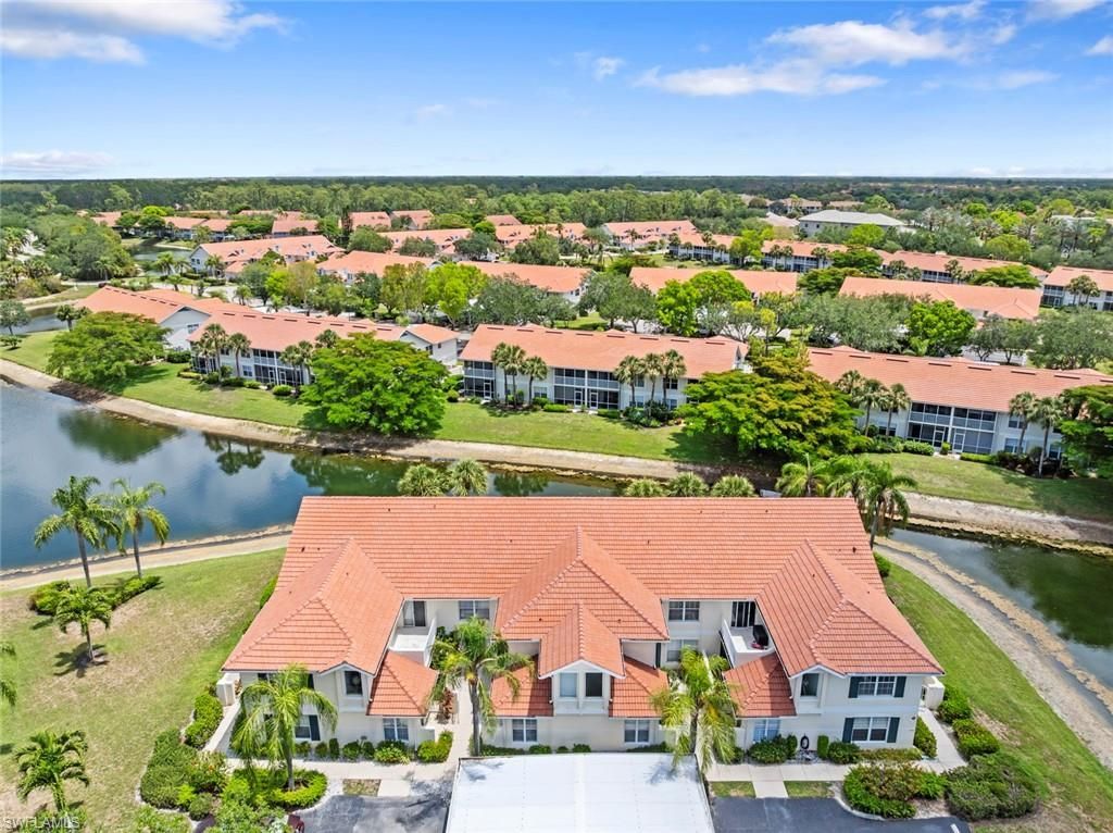 4970 Deerfield Way, Unit F202, Naples, FL 34110 Photo