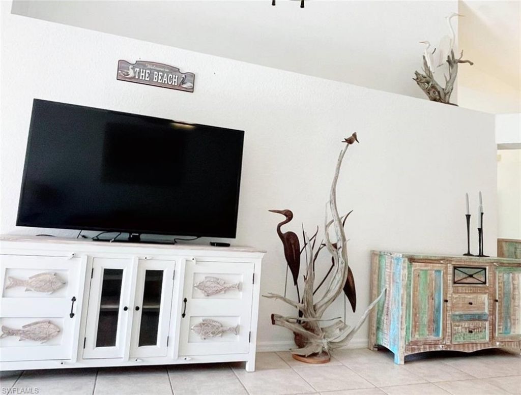 2037 W Crown Pointe Blvd, Naples, FL 34112 Photo