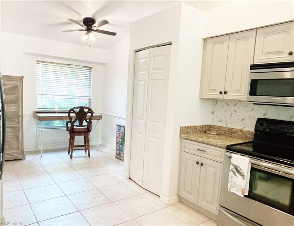 2037 W Crown Pointe Blvd, Naples, FL 34112 Photo
