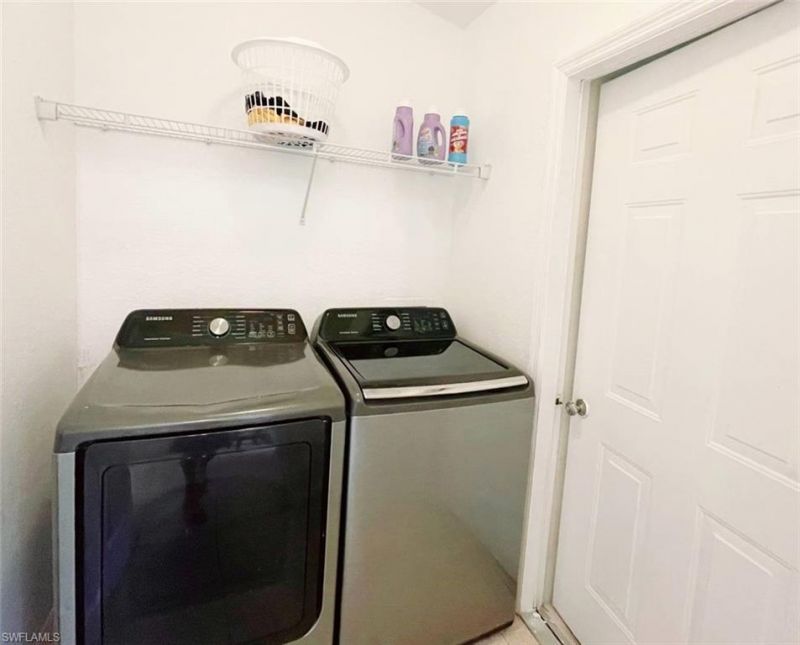 2037 W Crown Pointe Blvd, Naples, FL 34112 Photo