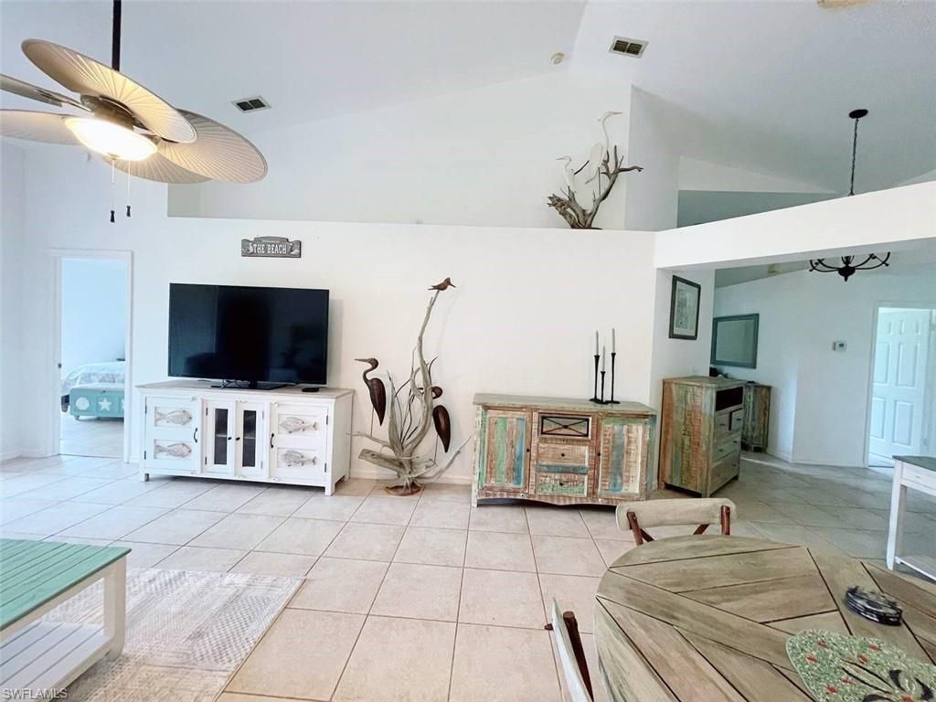 2037 W Crown Pointe Blvd, Naples, FL 34112 Photo