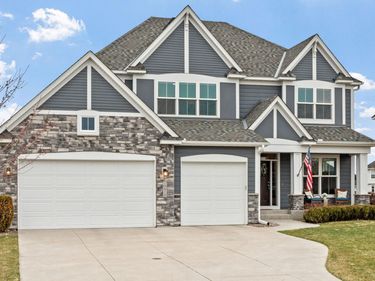 10818 Glenview Place, Champlin, MN 55316