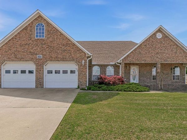 5502 S 32nd Street, Paragould, AR 72450