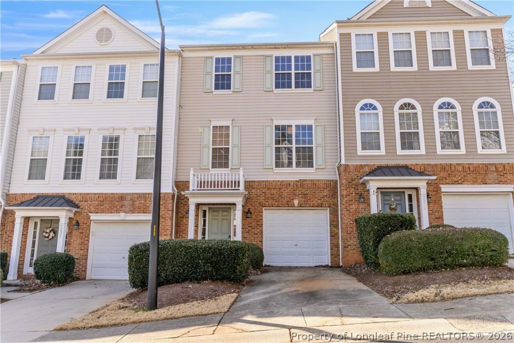 7233 Galon Glen Road, Raleigh, NC 27613 Main Photo