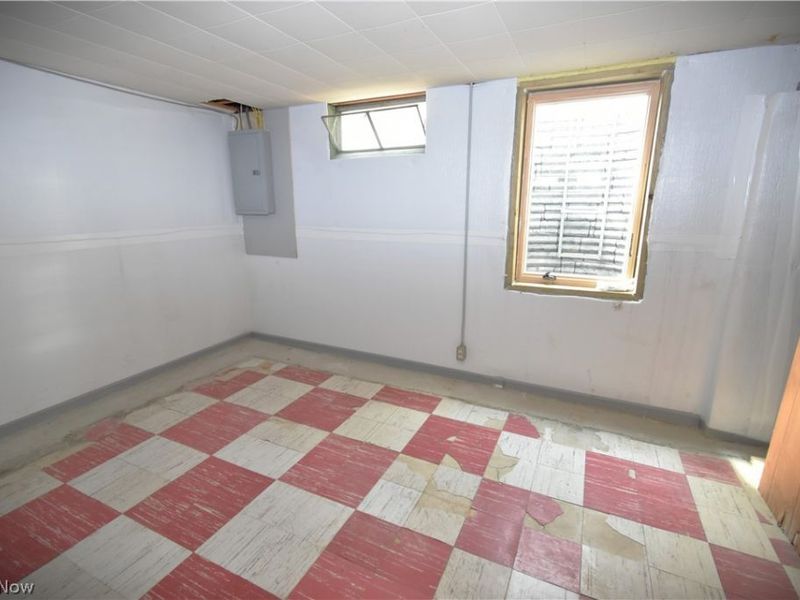 3106 Northwest Boulevard NW, Warren, OH 44485 Photo 15