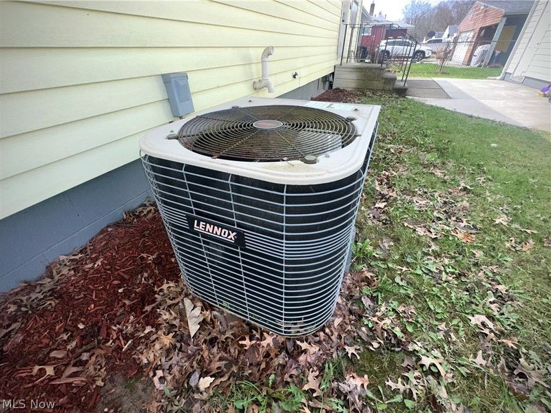 3106 Northwest Boulevard NW, Warren, OH 44485 Photo 23