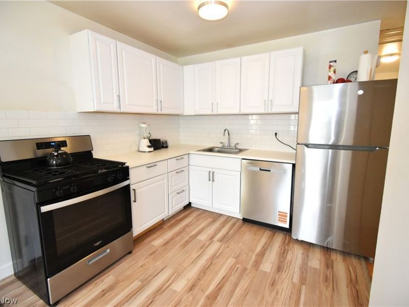 3106 Northwest Boulevard NW, Warren, OH 44485 Photo 3