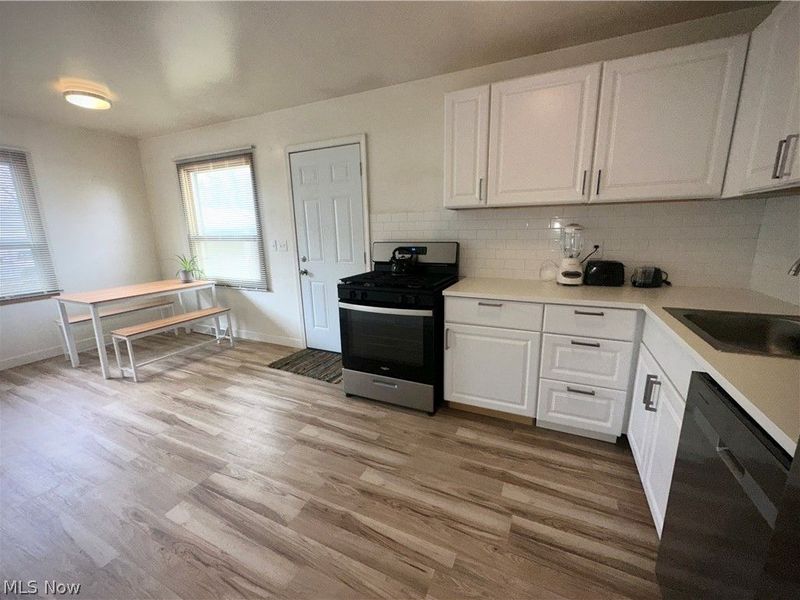 3106 Northwest Boulevard NW, Warren, OH 44485 Photo 4