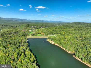 141 25A THE HILL, Unit 25A, BASYE, VA 22810