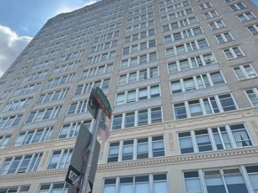 1100 00 Vine Street, Unit 404, Philadelphia, PA 19107 Main Photo