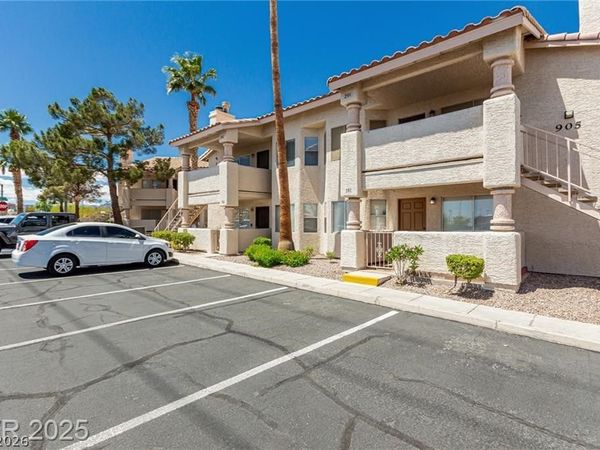 905 Sulphur Springs Lane , Unit 101, Las Vegas, NV 89128