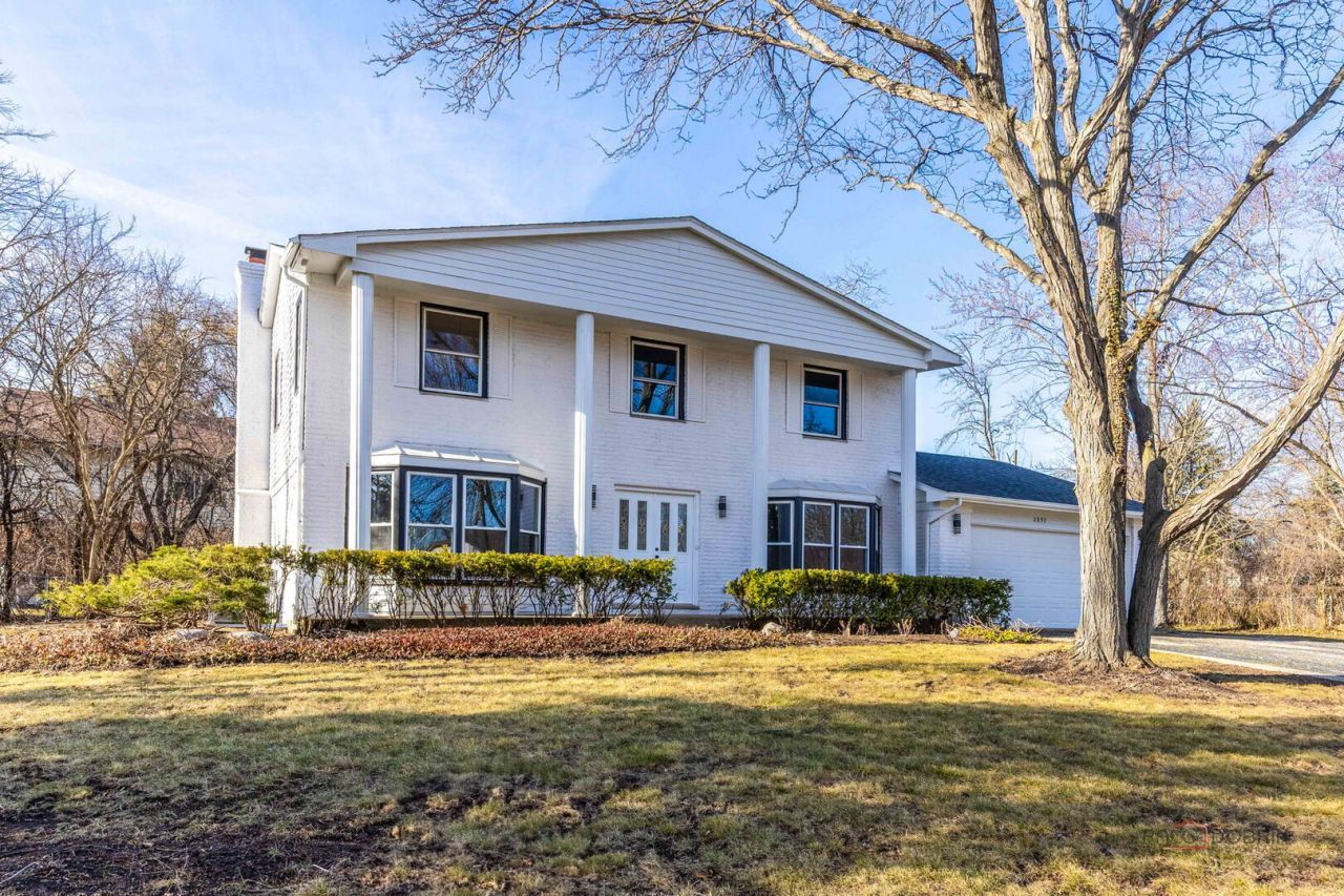 2892 Parkside Drive, Highland Park, IL 60035 Main Photo