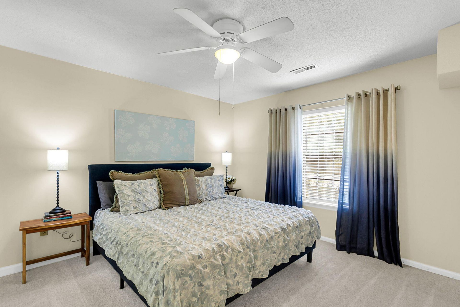 1814 Walsingham Way Photo 13