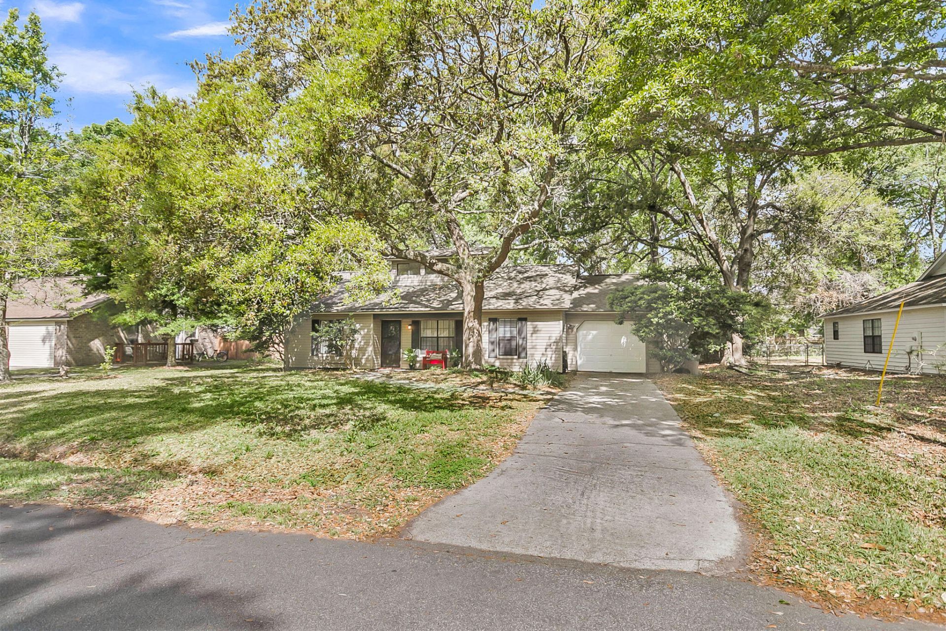 1814 Walsingham Way Photo 25