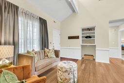 1814 Walsingham Way photo 4