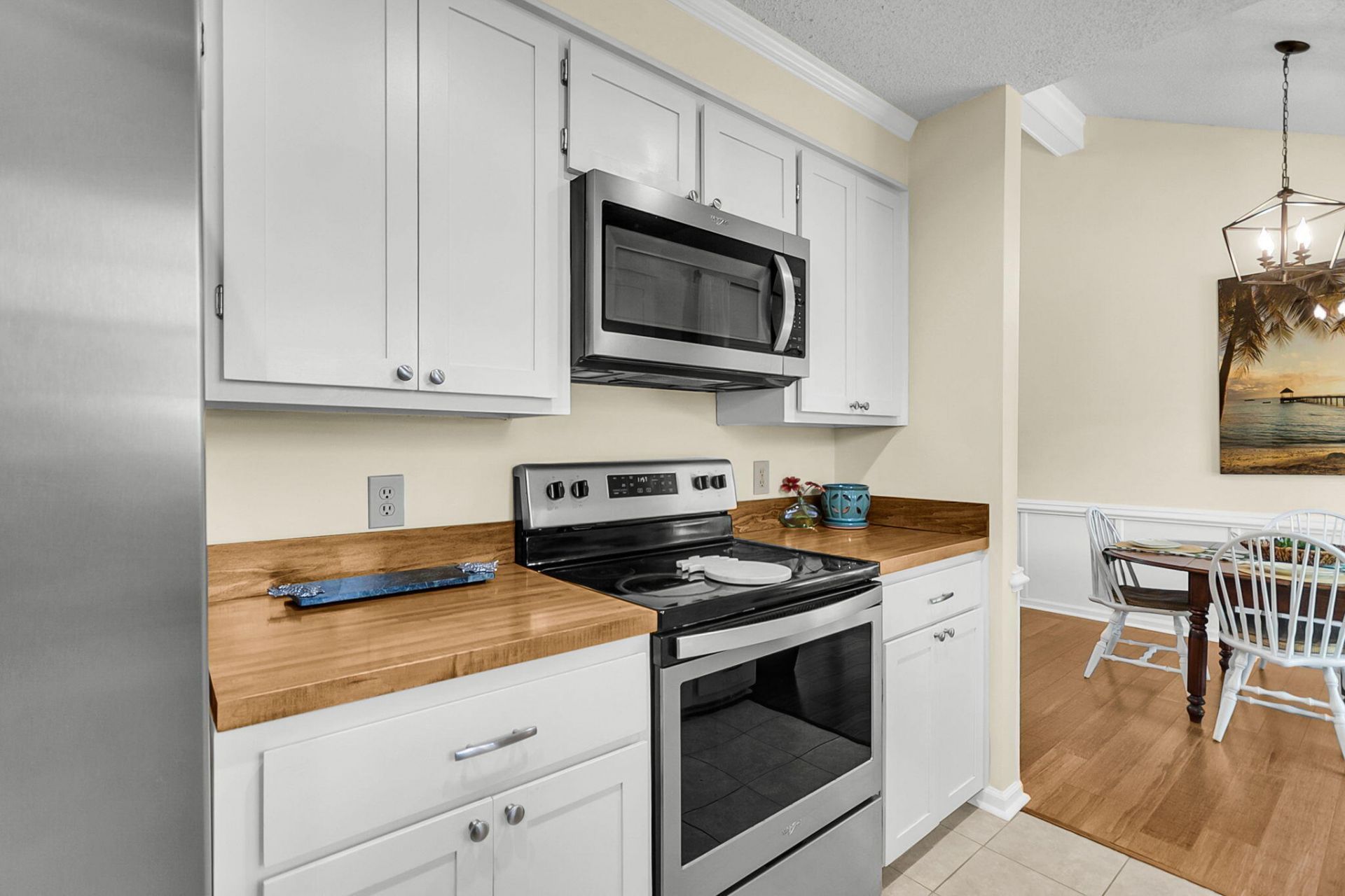 1814 Walsingham Way Photo 34