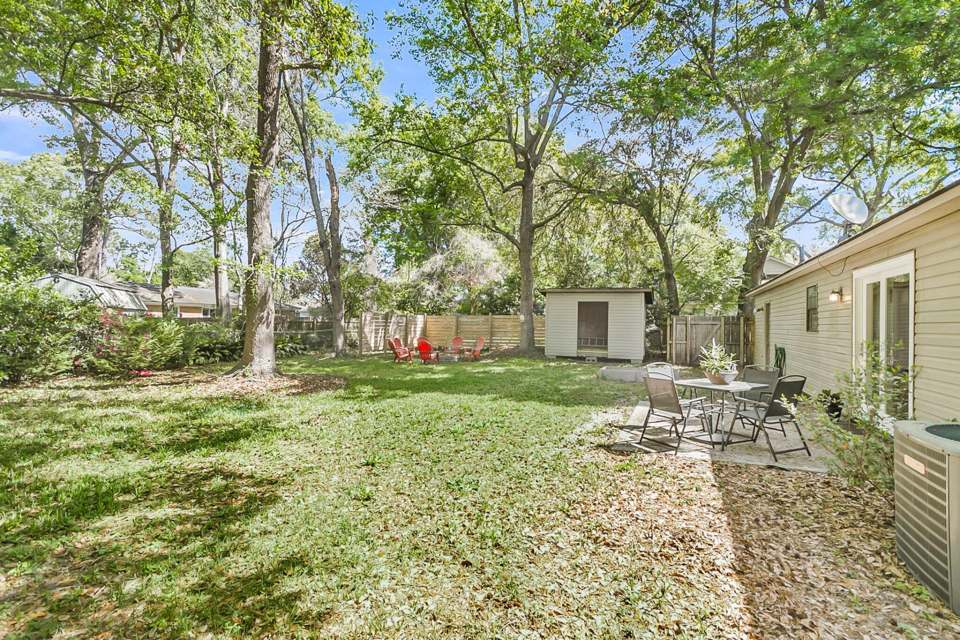 1814 Walsingham Way Photo 8